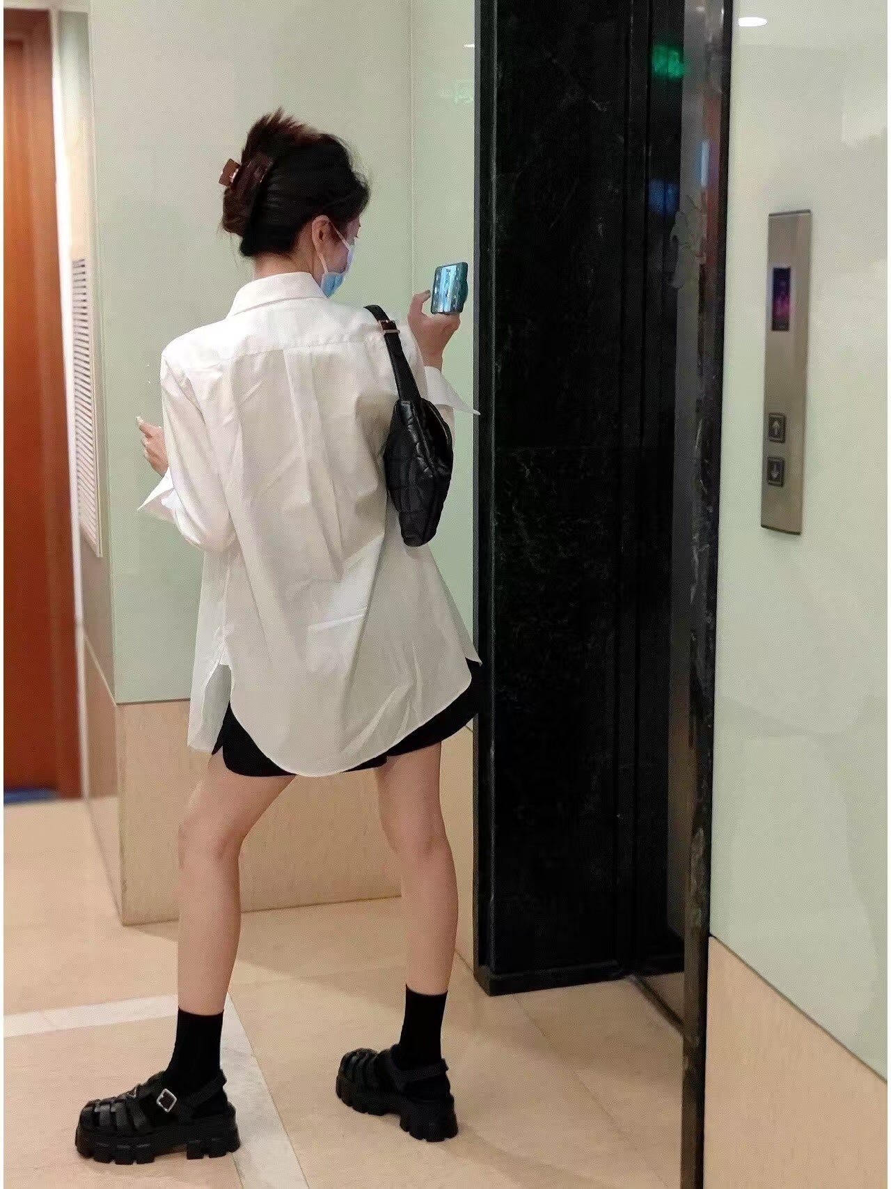 聖Y羅-57街菱格腋下包