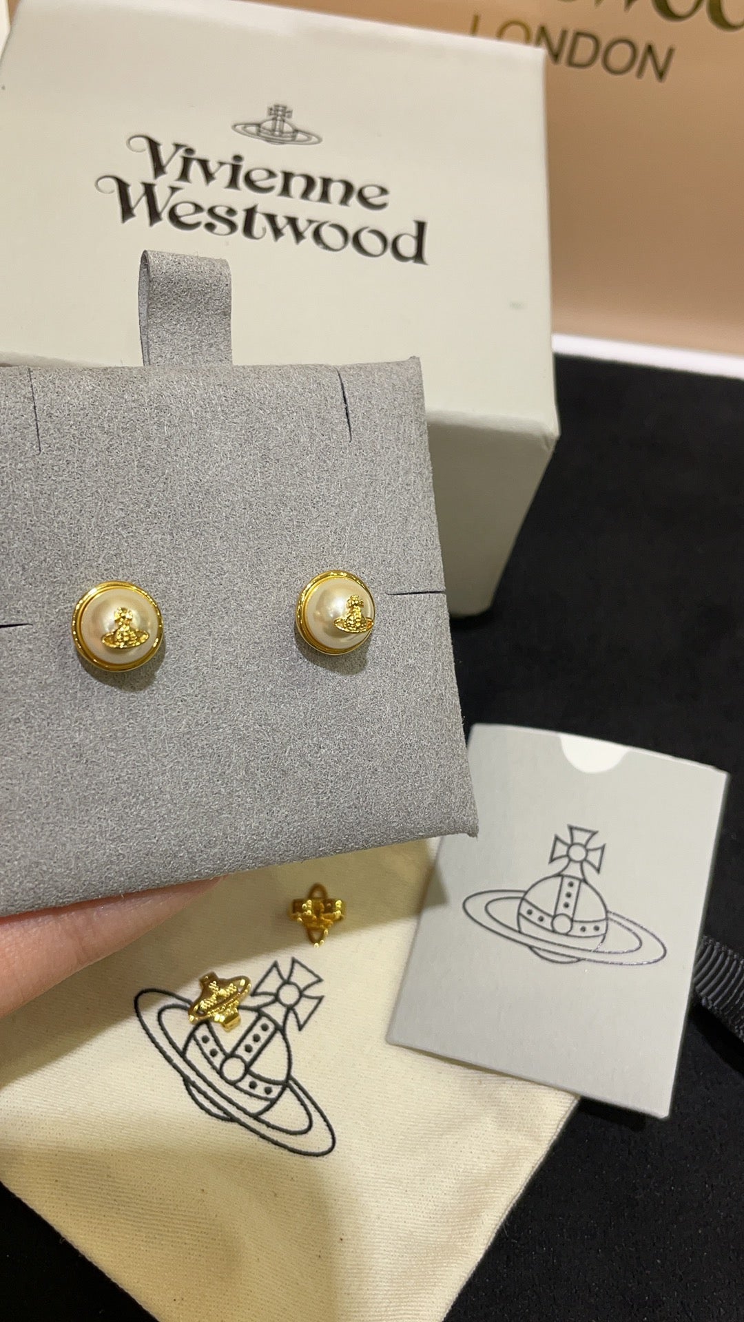 Vivienne westwood-耳環20260615