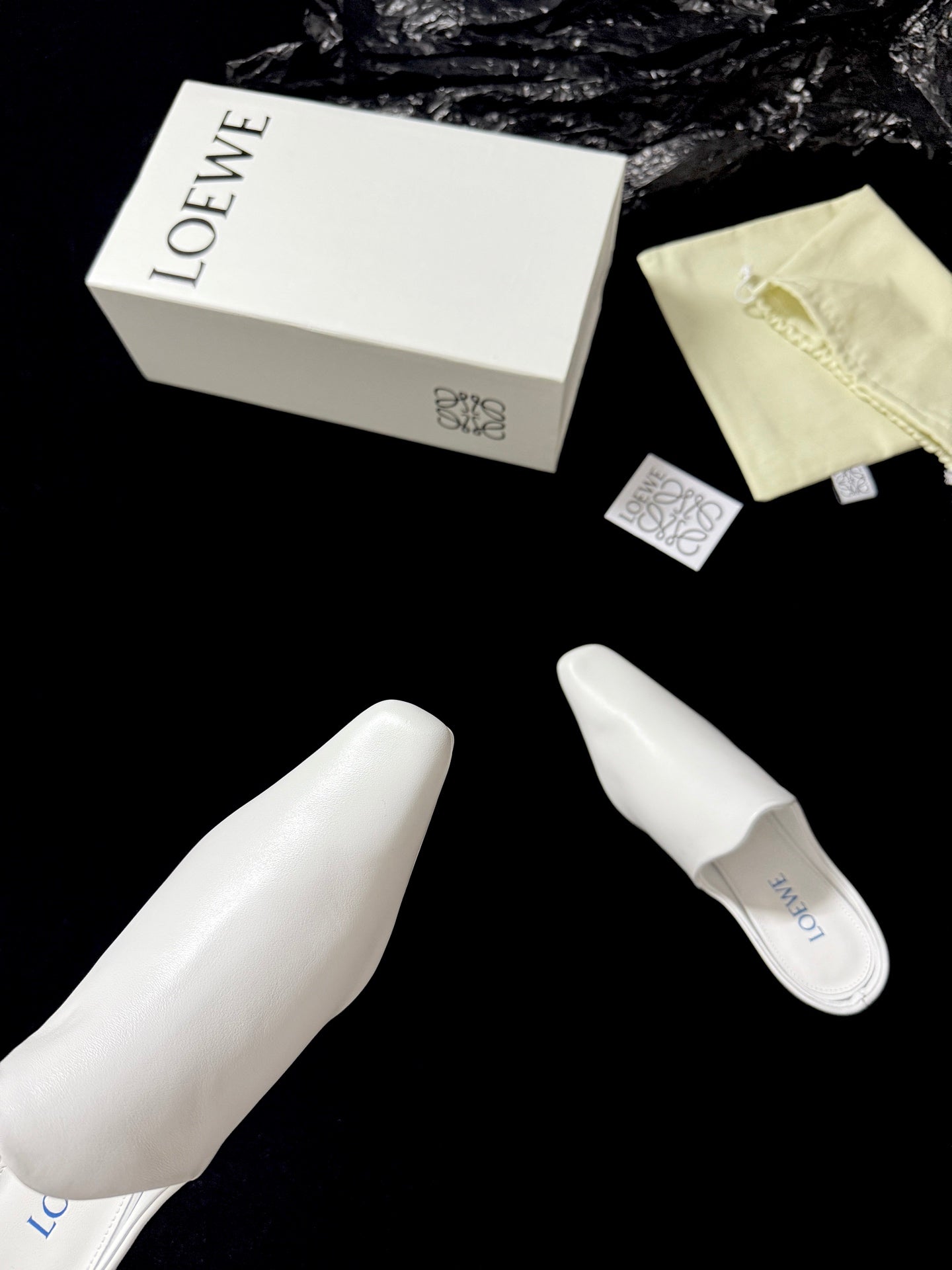 羅L威-260715尖頭小牛皮穆勒拖 白色