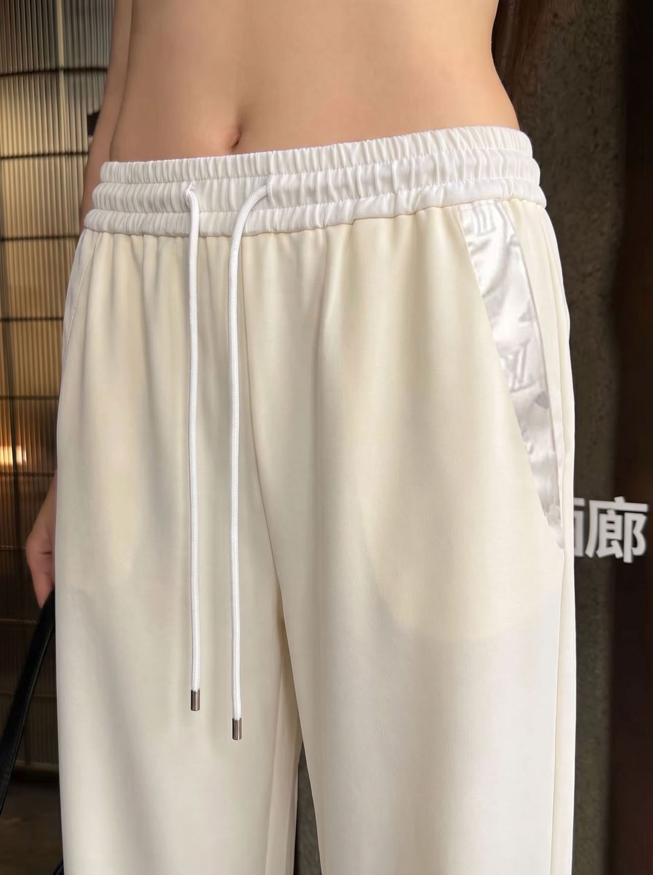 路L家-26鬆緊腰老花拼接休閒寬腿褲 白色