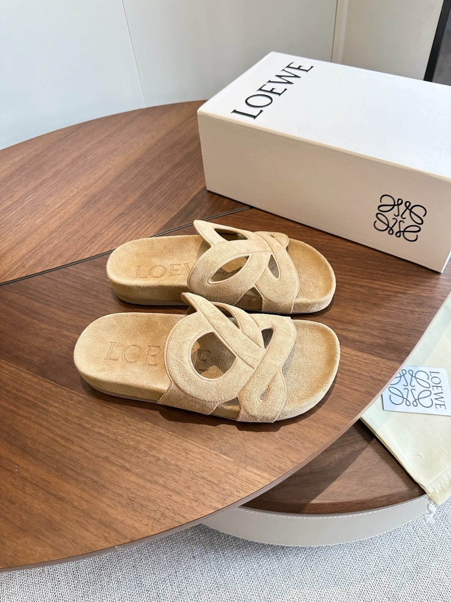 羅L威-260715麂皮拖鞋 卡其色