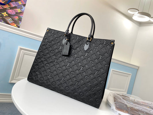 LV M44925 黑色壓花 ONTHEGO 手袋