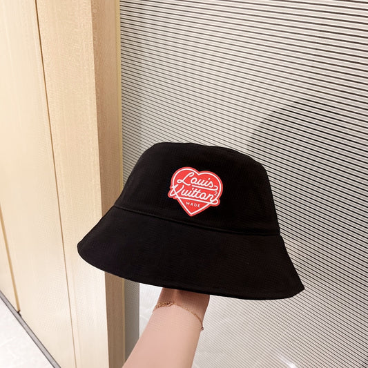 路L家-新款愛心LOGO漁夫帽 3色