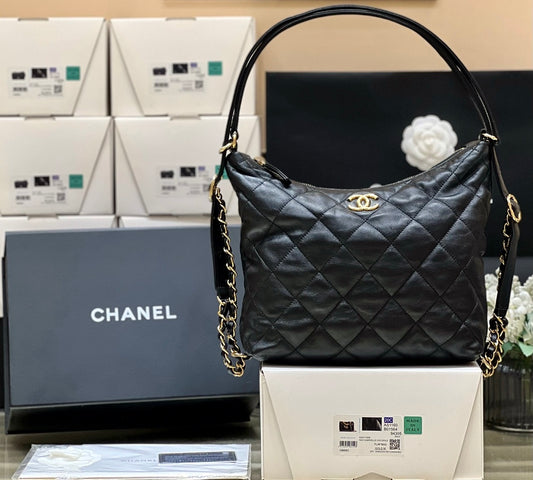 小香家-2022 hobo 嬉皮包