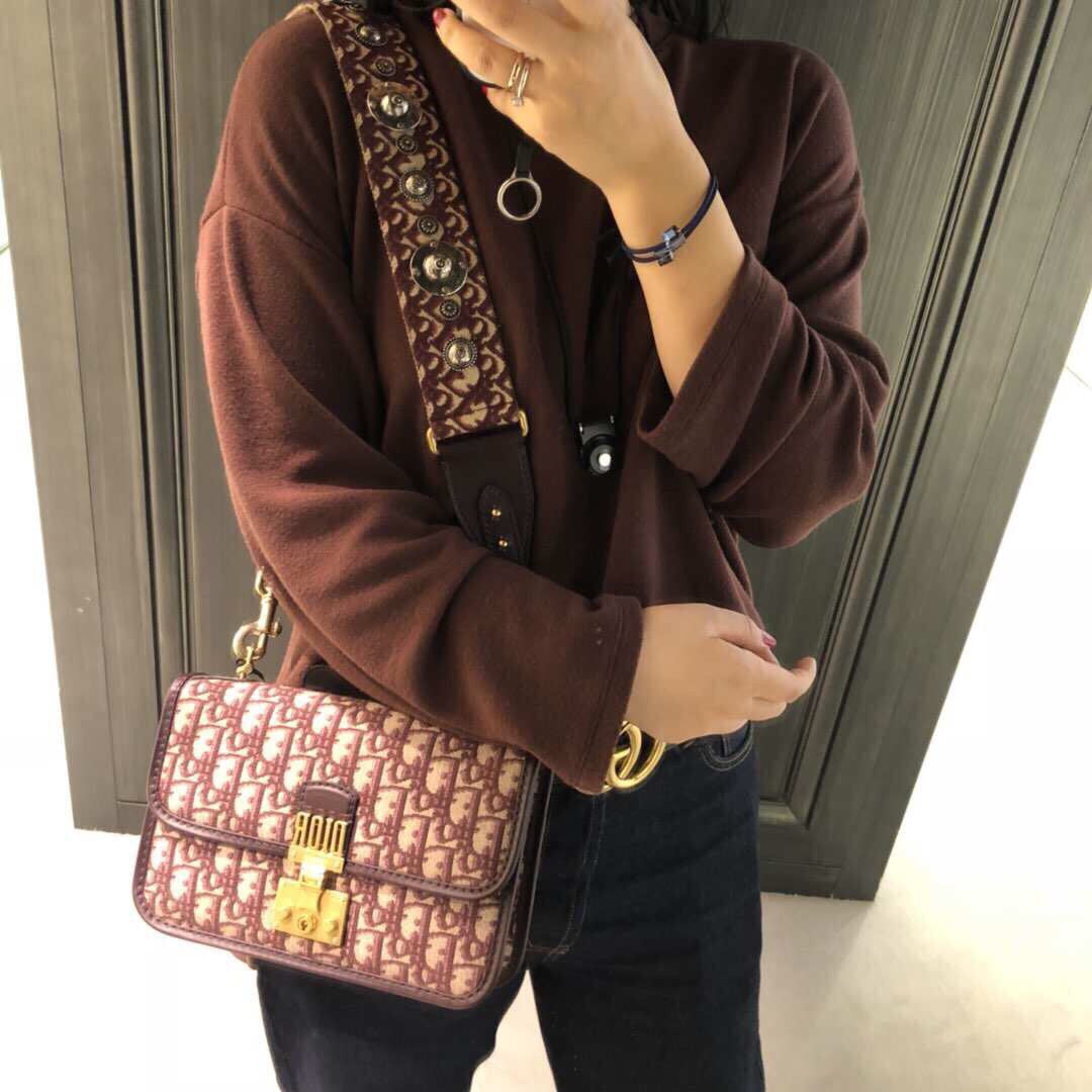 Dior WOC 鏈條包-帆布刺繡-深藍色老花