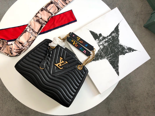 M51496 路L家-New Wave Tote 手袋 黑色