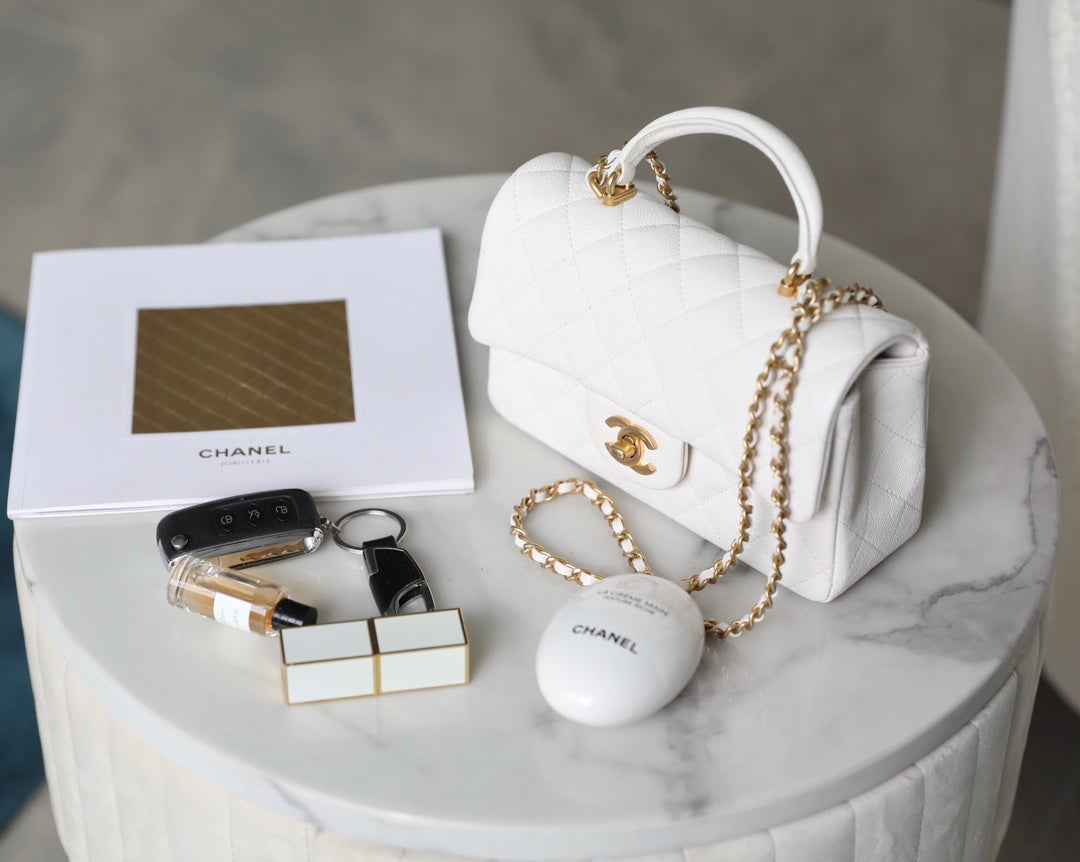 Chanel coco handle 白色
