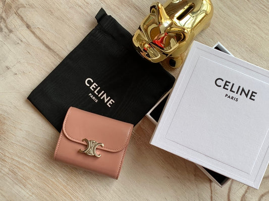 Celine TRIOMPHE 小號亮澤羊皮翻蓋錢包-玫瑰粉-銀扣