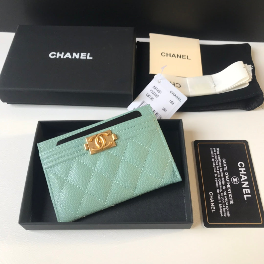 Chanel Leboy系列卡包