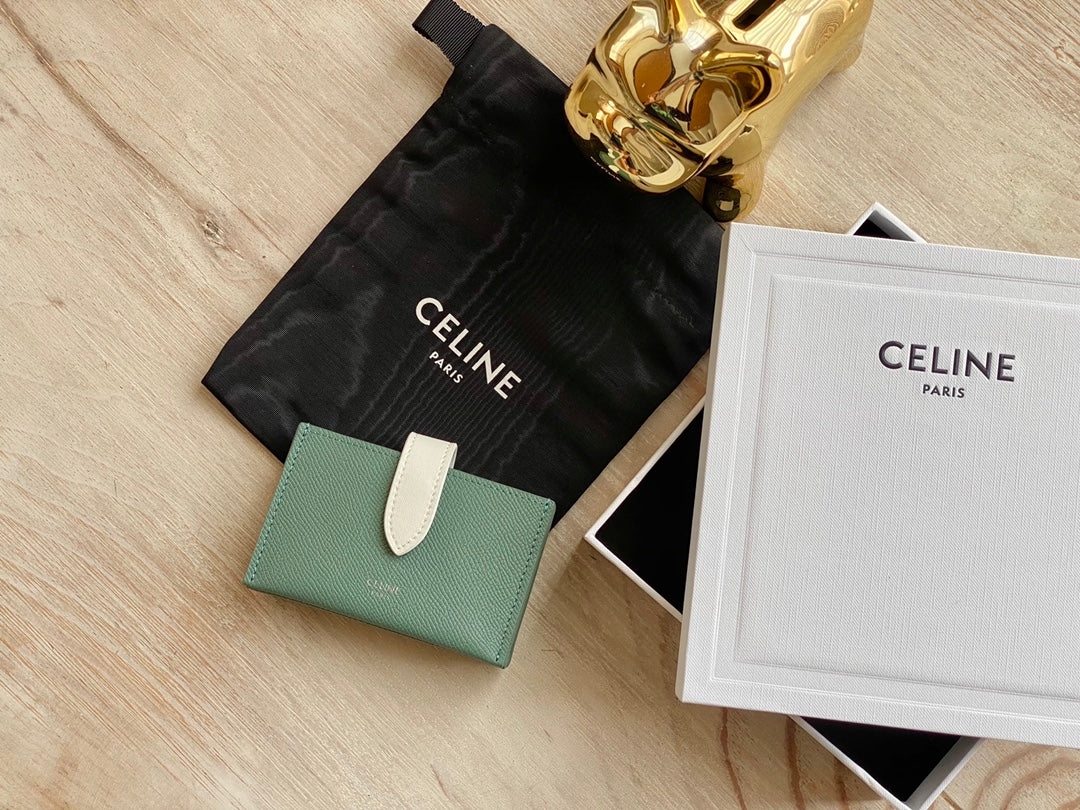 Celine 粒面牛皮風琴卡包