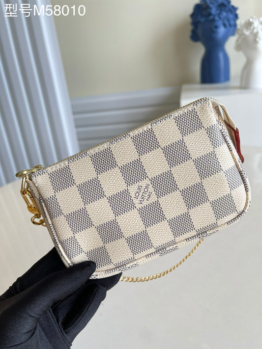 LV M58010白格 MINI POCHETTE ACCESSORIES 小手袋