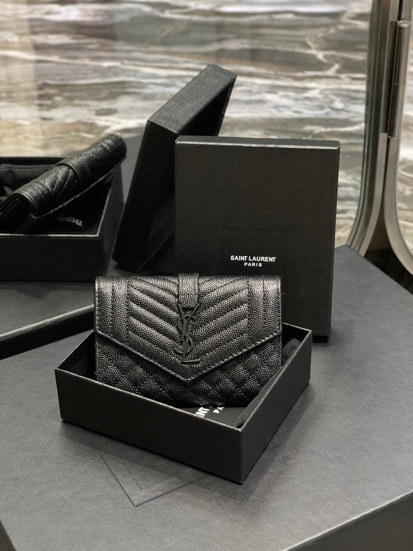 YSL 新品短夾 黑色黑扣