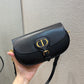 Dior Bobby系列 East-Wes 腋下包 黑色