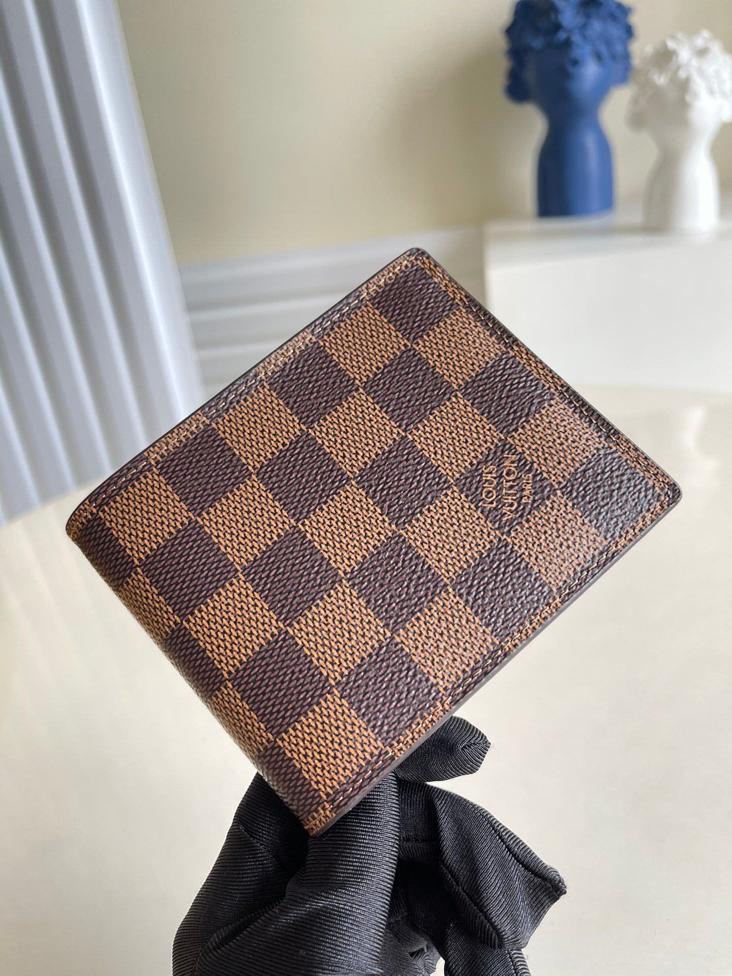 LV M61208 咖格 SLENDER 男款短夾