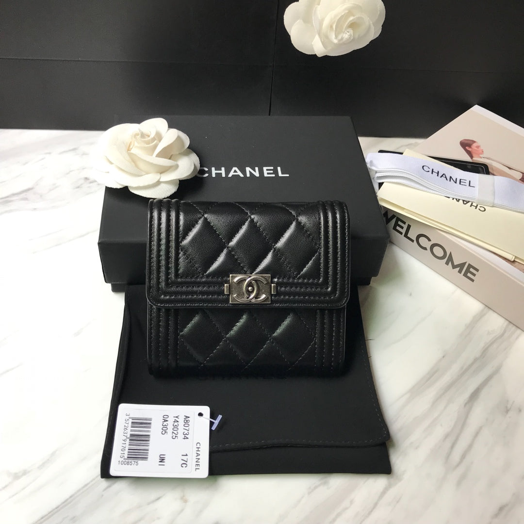 Chanel Leboy 三折短夾-黑色羊皮復古銀扣
