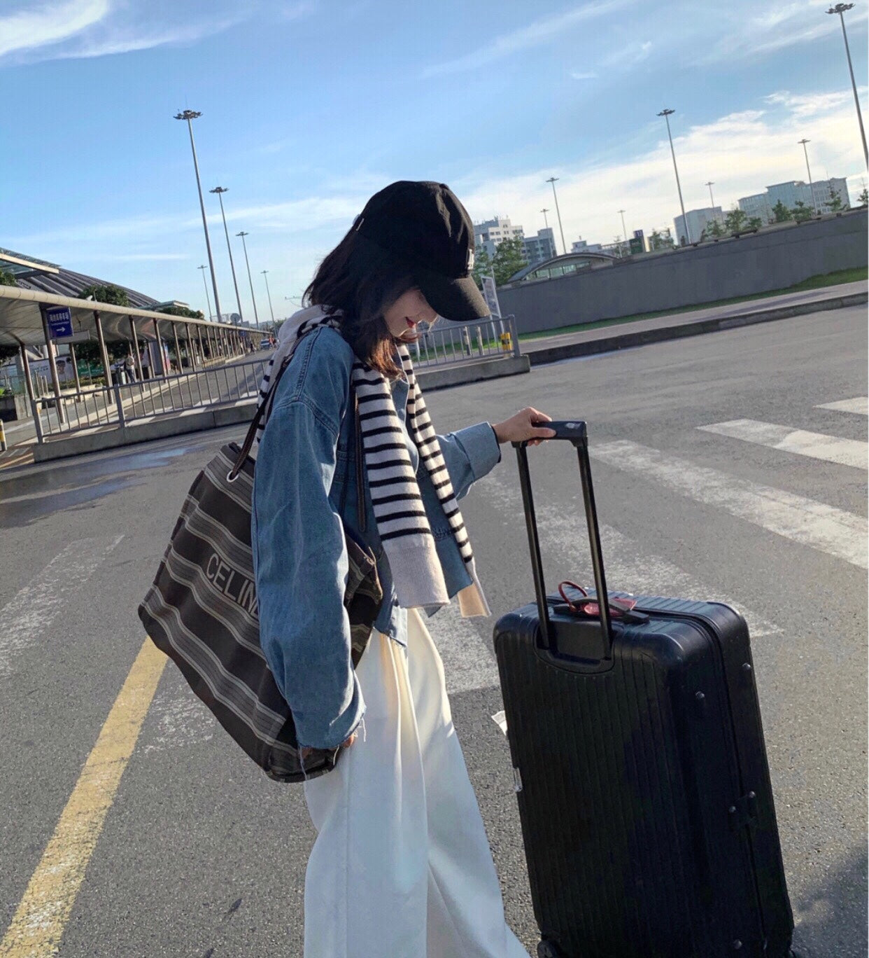 Celine 條紋提花和小牛皮正方形手袋