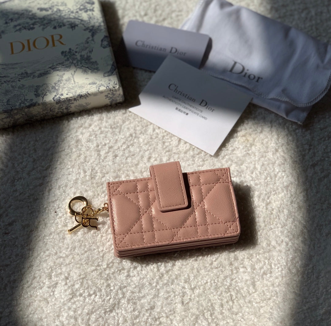 Dior 小羊皮風琴卡包