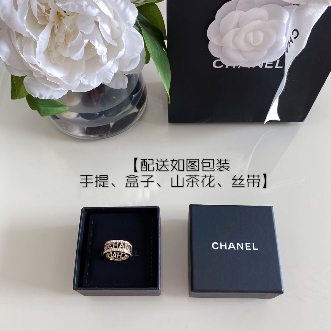 Chanel 戒指