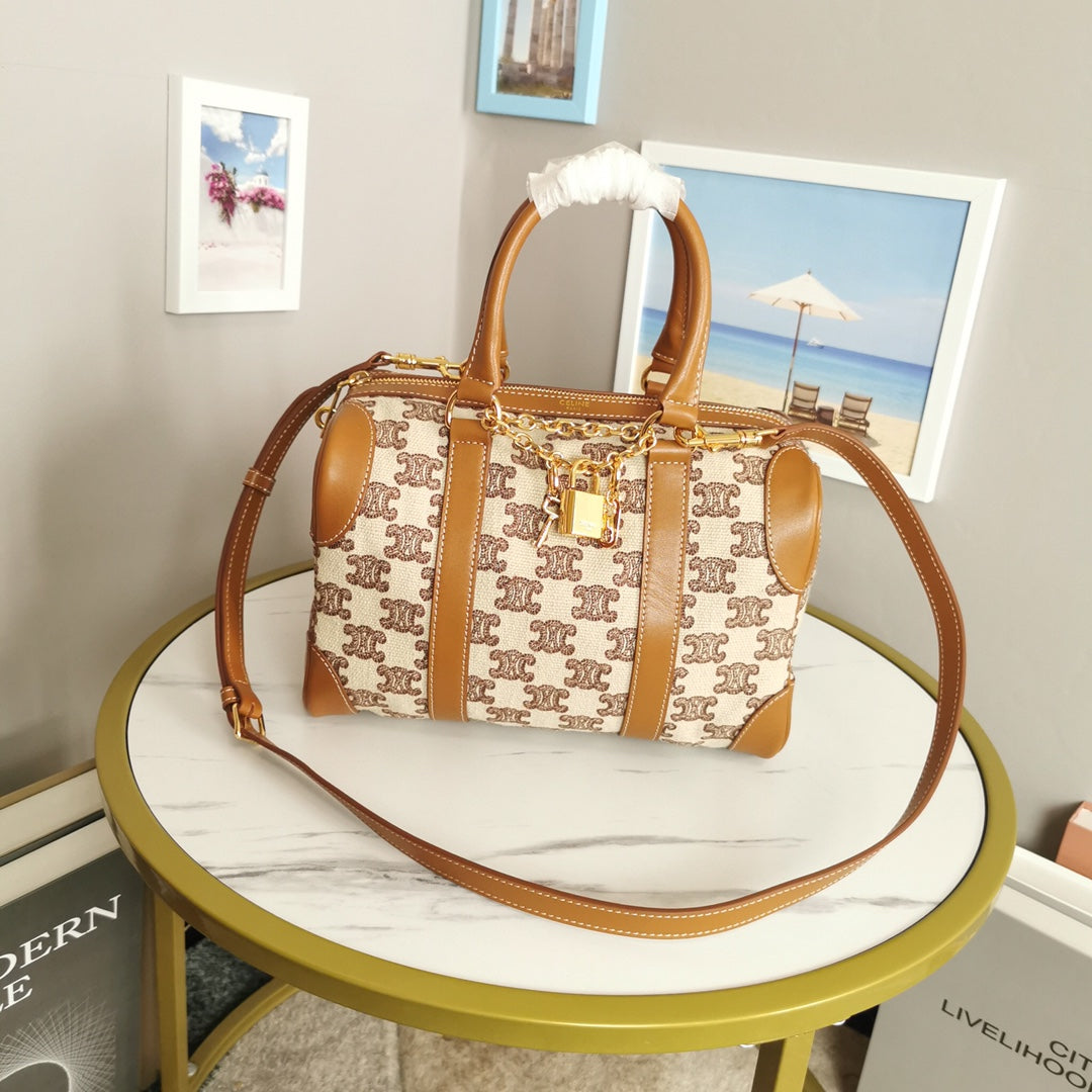 Celine TRIOMPHE_BOSTON 波士頓包-刺繡棕色
