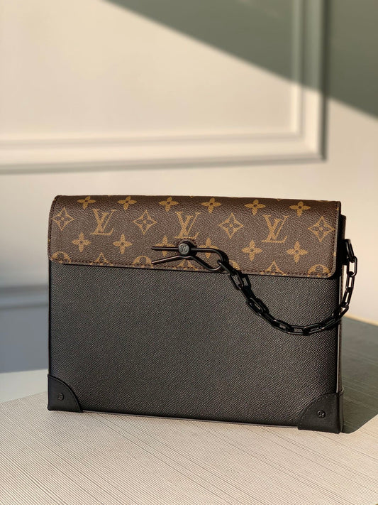 LV M30583 Pochette Voyage Steamer手拿包-黑色