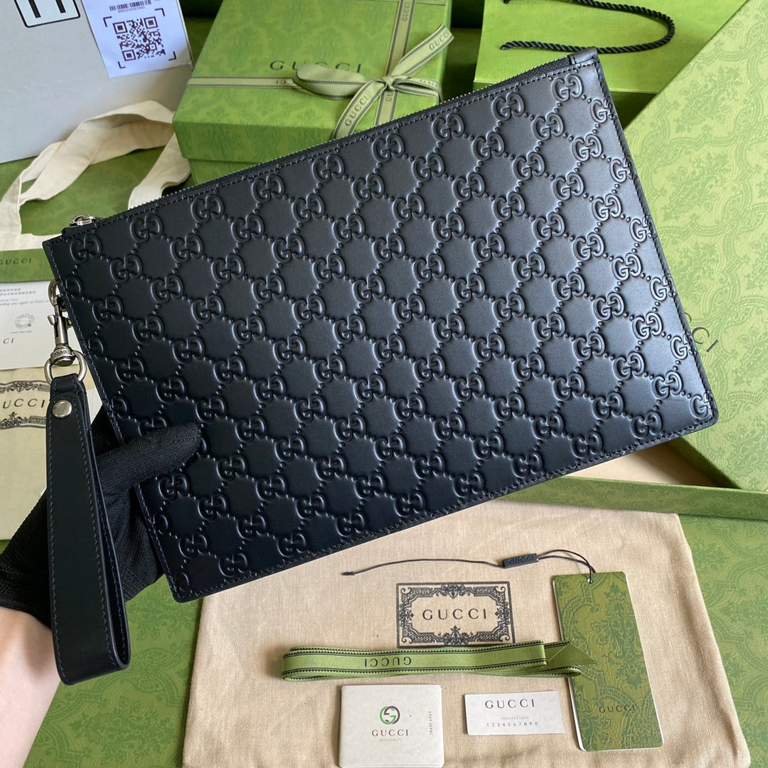 Gucci 壓花皮手拿包