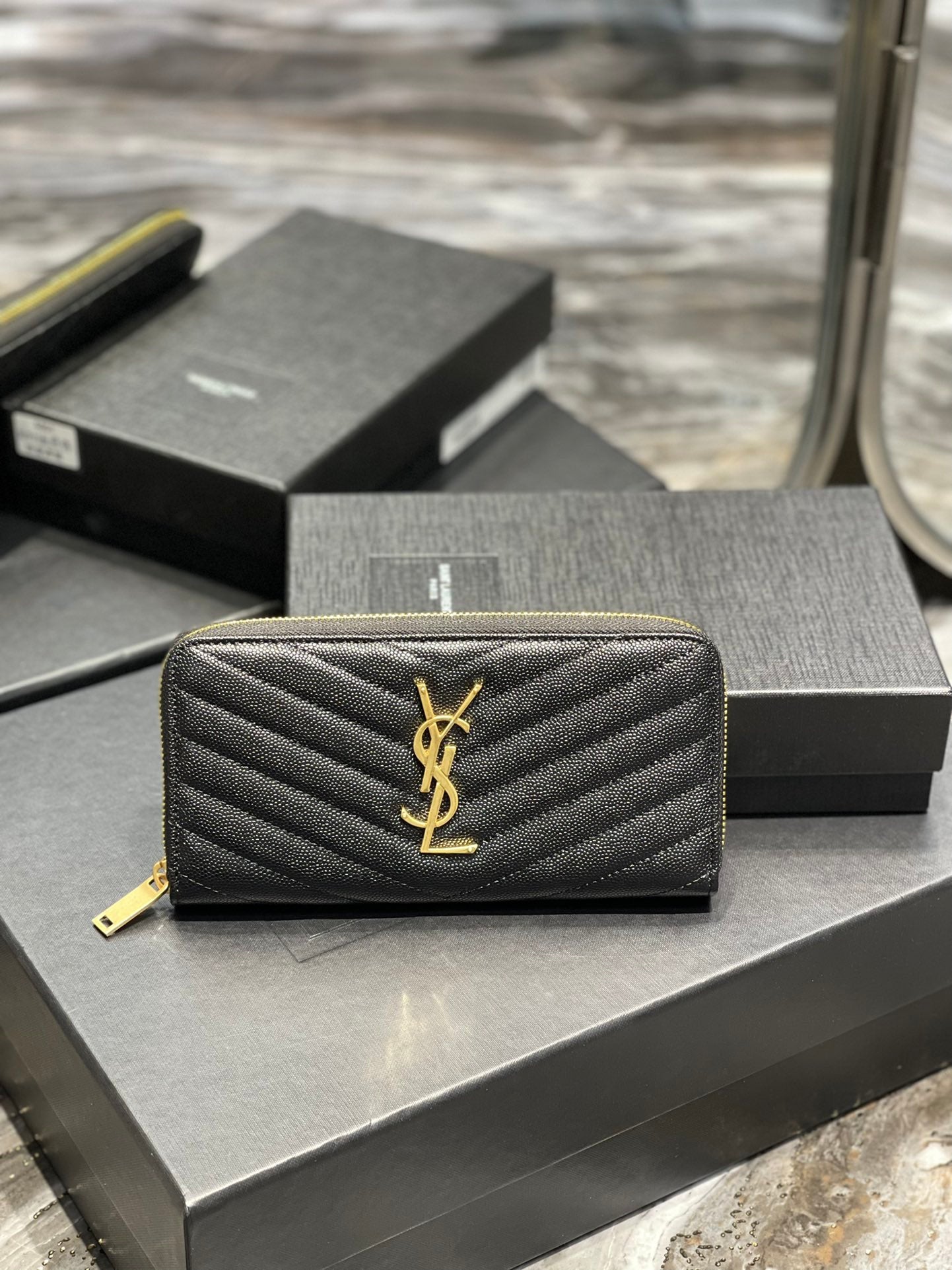 YSL 拉鍊長夾 黑色金扣