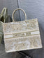 Dior Book Tote-大號41.5c-金色老虎 聖誕限量