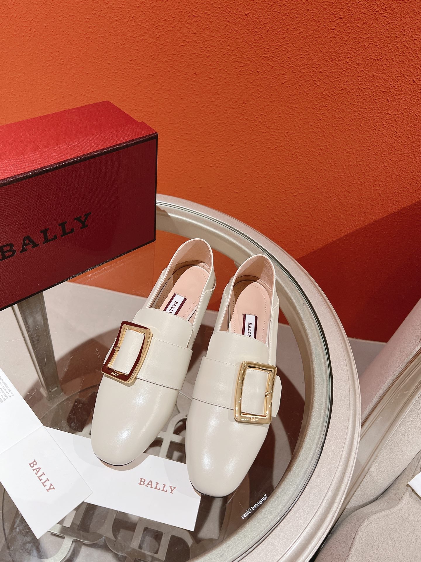 BALLY-經典方扣低跟樂福鞋 杏色