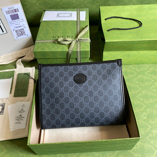 Gucci 男款手拿包