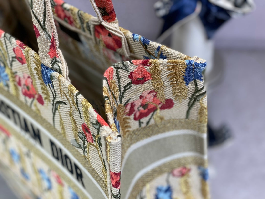 Dior Book Tote-小號36.5cm-新年限定花卉