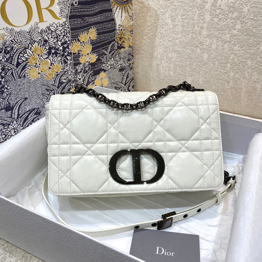 Dior-Caro 菱格紋 胖胖包 中號 白色