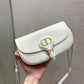 Dior Bobby系列 East-Wes 腋下包 白色
