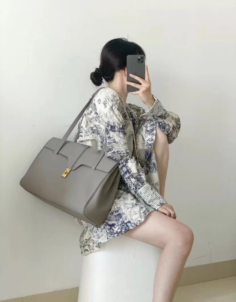 賽Ç家-soft 16 大號粒面牛皮革柔軟手袋-灰色