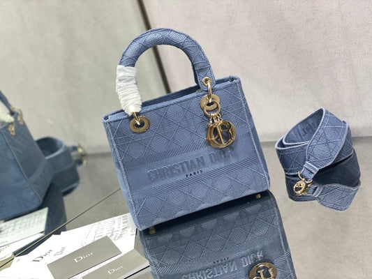 Dior Lady D-Lite黛妃包-刺繡丹寧藍
