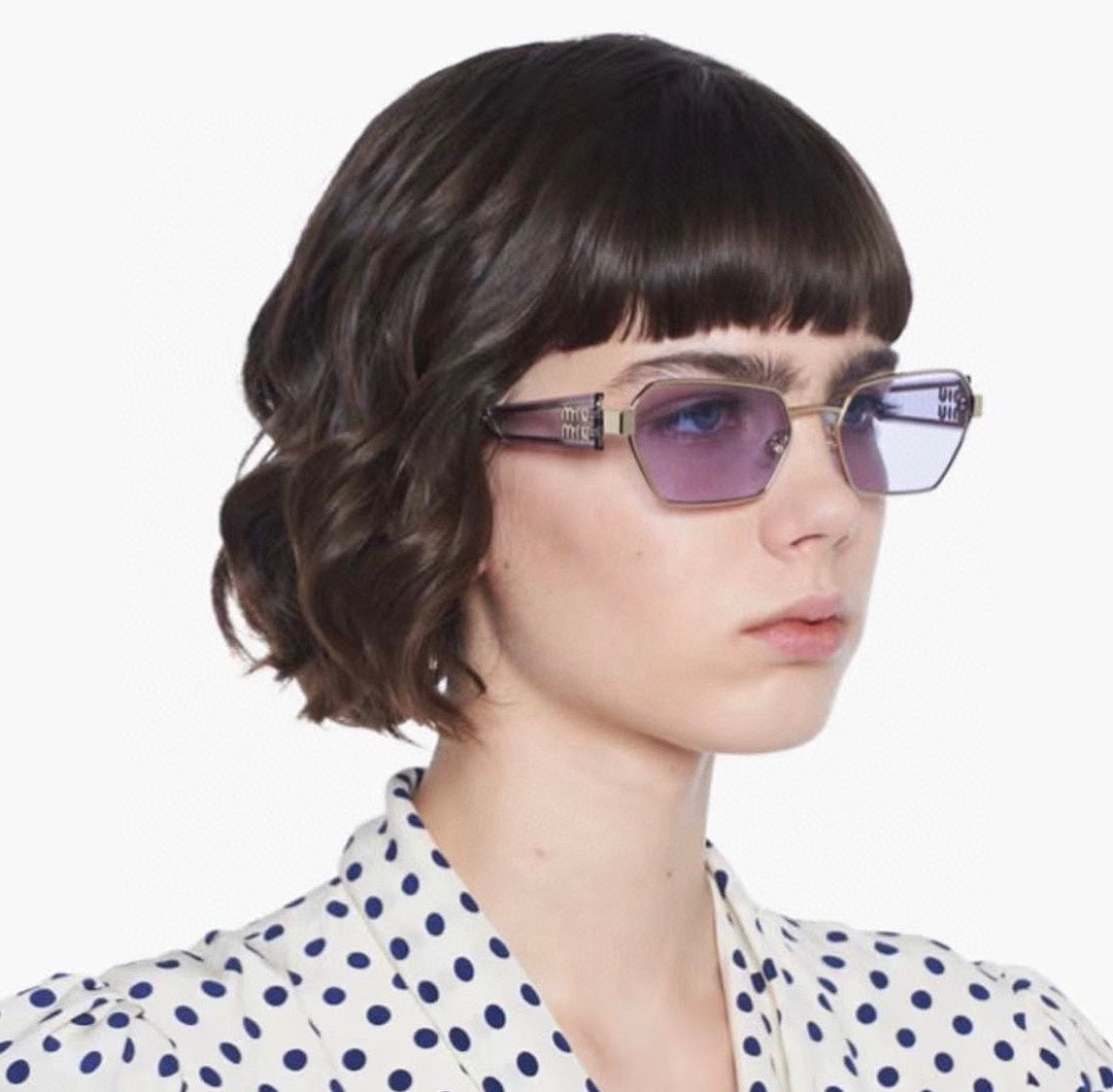 穆M家-墨鏡 MU53WS 58口18-135 上身圖