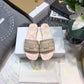 迪D家-2022早春新款 刺繡拖鞋 淡粉色