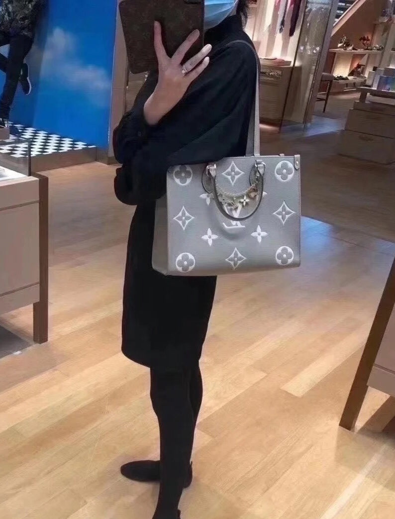 LV Onthego 灰色壓花
