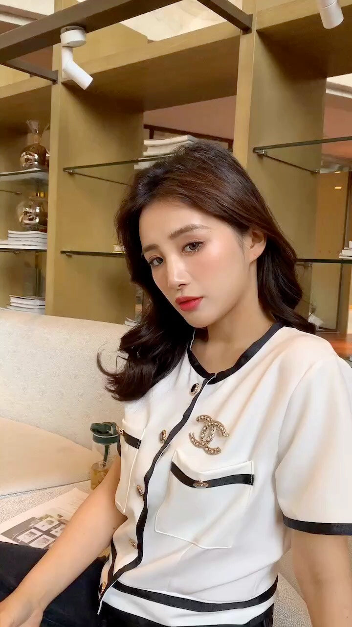 Chanel 胸針