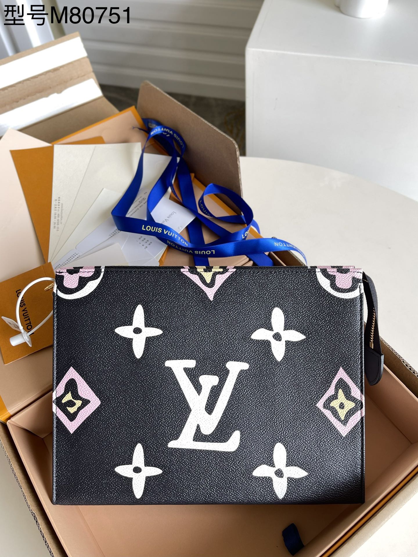 LV M80751 手拿包