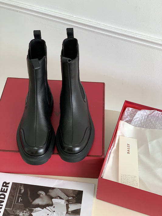 BALLY-厚底鬆緊帶切爾西短靴 黑色