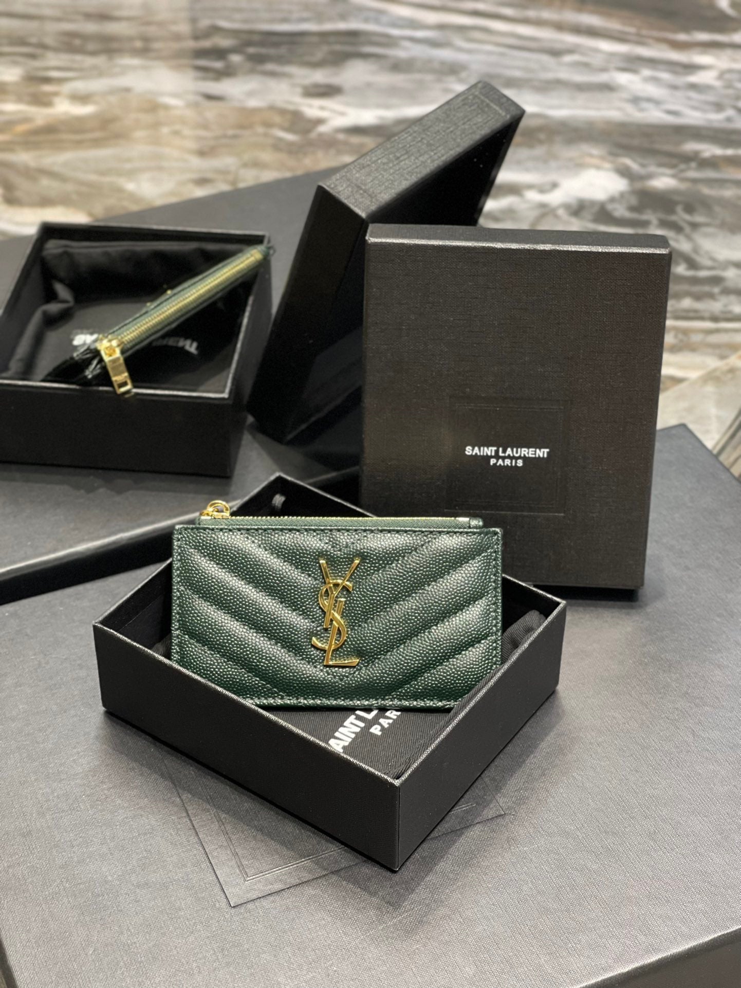 YSL 新品卡包_綠色金扣