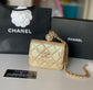 CHANEL 珍珠鏈條零錢包！