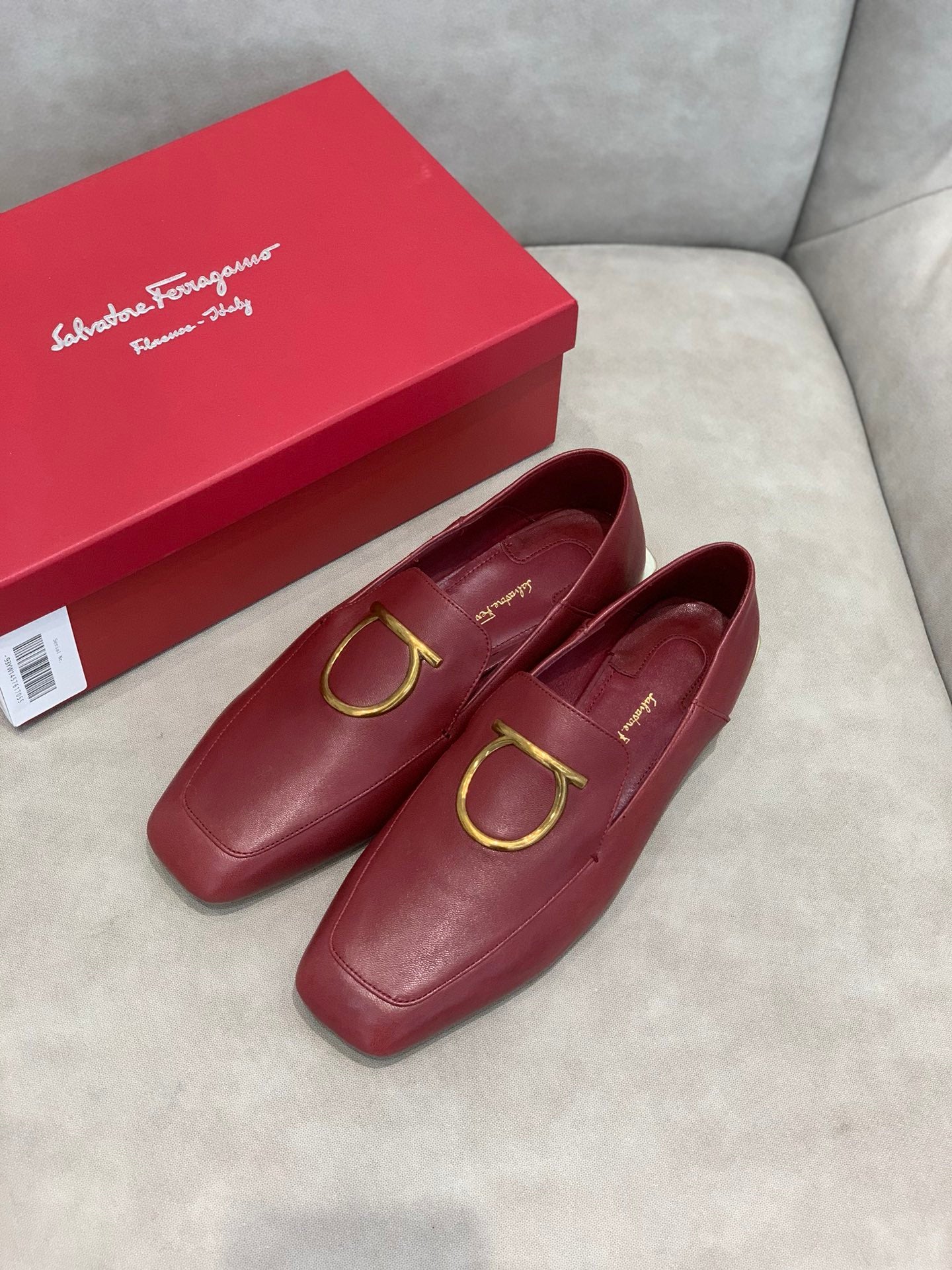Salvatore Ferragamo鞋-菲拉格慕 馬蹄釦 2cm跟 樂福鞋 紅