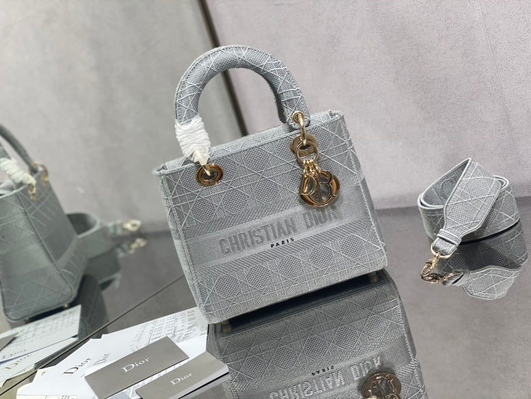 Dior Lady D-Lite黛妃包-刺繡灰色