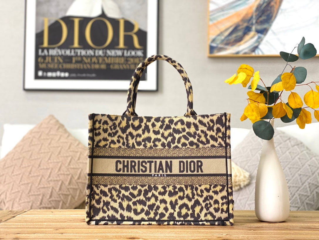 Dior Book Tote-小號36.5cm-豹紋刺繡