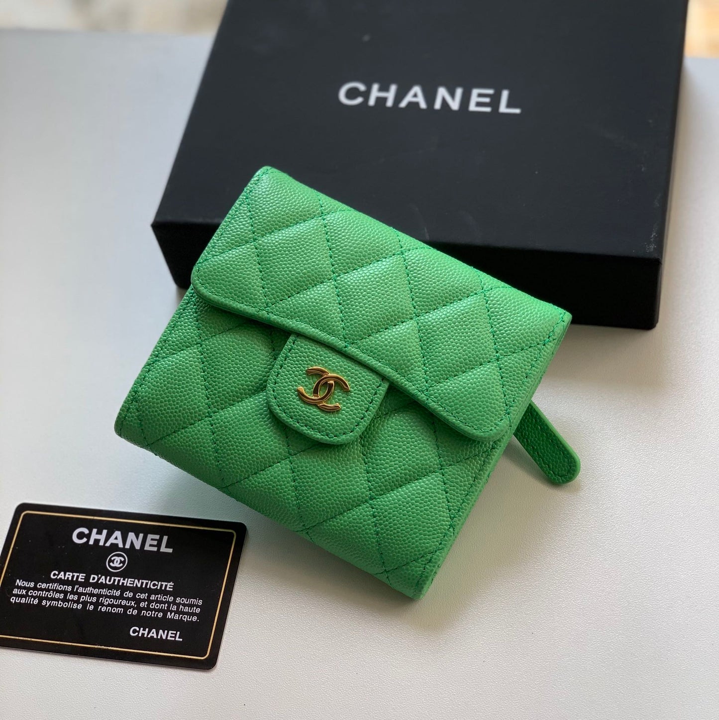 Chanel CF 三折短夾-綠色荔枝皮金釦