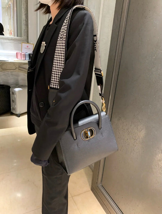 Dior St Honoré 中號手袋-黑色粒面牛皮
