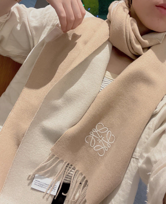 羅L威-雙面素色圍巾 35*180cm 杏色