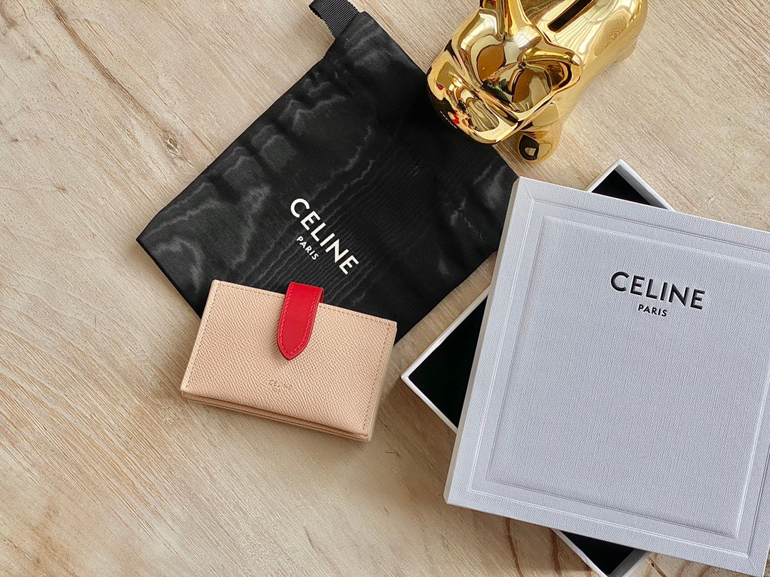Celine 粒面牛皮風琴卡包