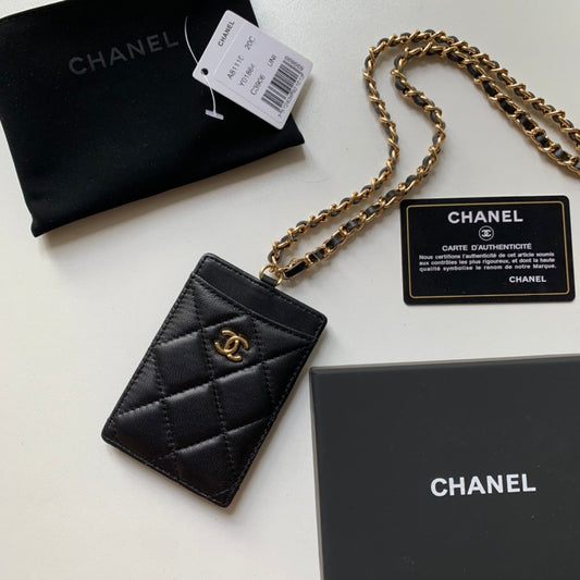 Chanel 證件套-黑色羊皮金扣